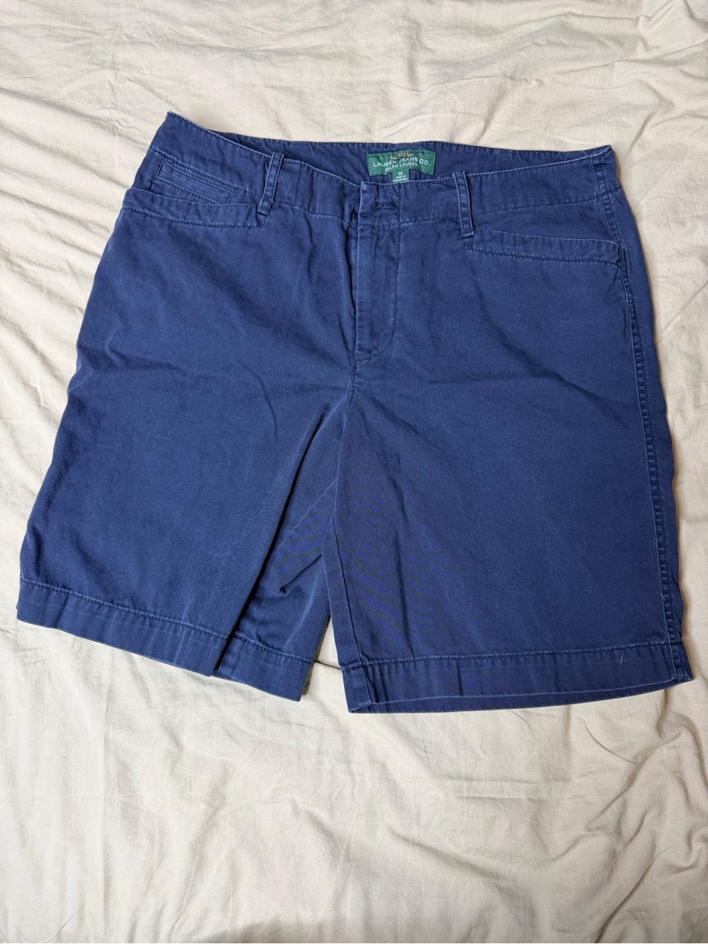 LRL Lauren Jeans Co. Ralph Lauren Women's Shorts Blue Size 10, with Pockets